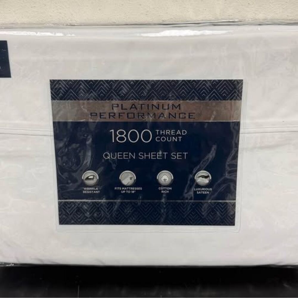 Queen 1800 White Sheet Set Platinum Performance New